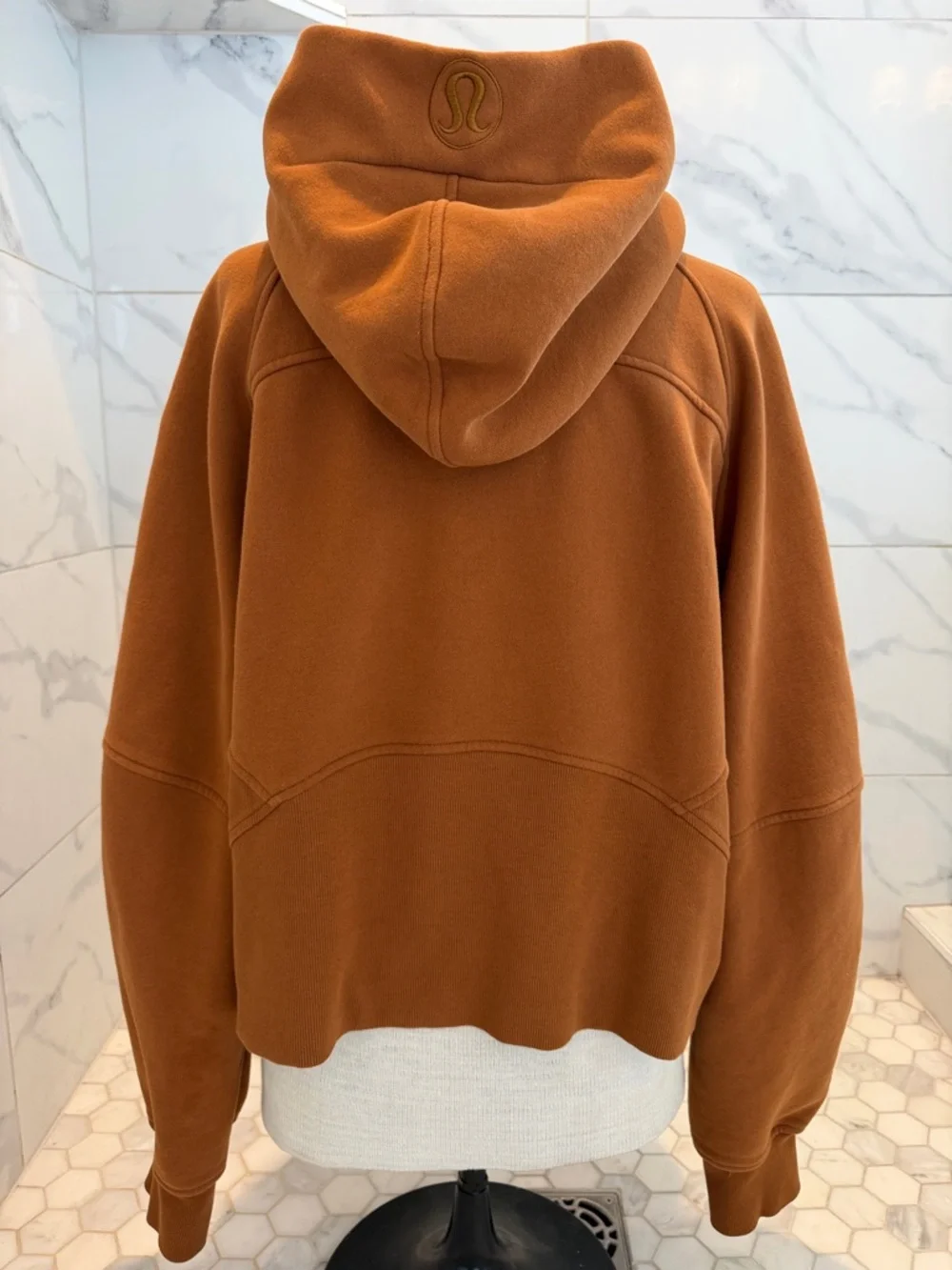 Lululemon Scuba Oversized 1/2 Zip Hoodie
Copper Brown Women’s Size XL / XXL - Picture 6 of 14